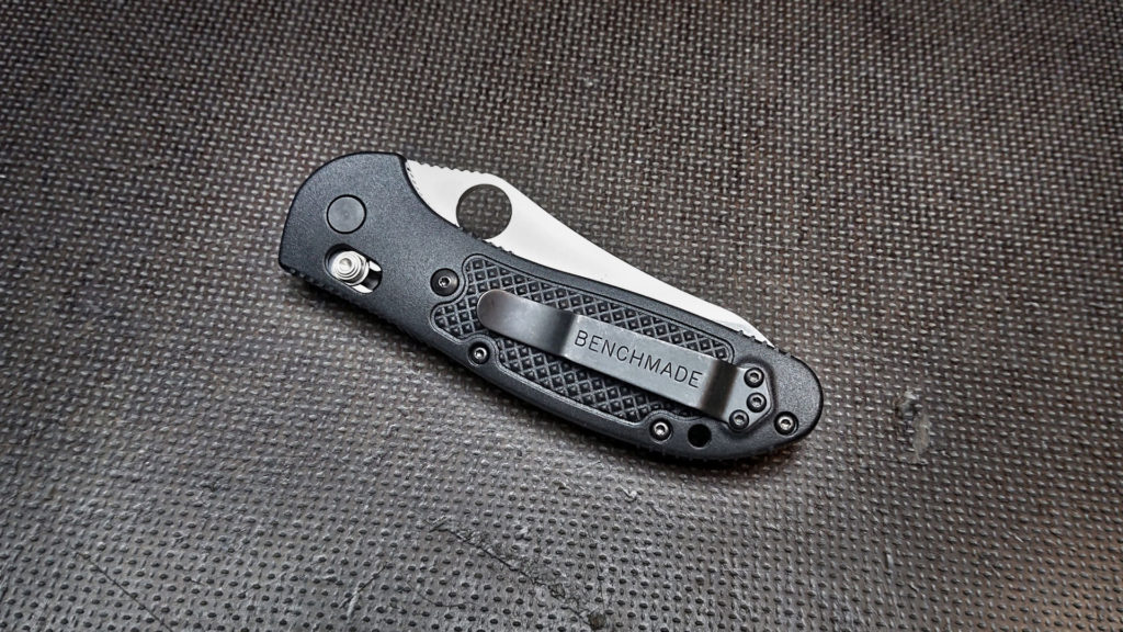 Benchmade Griptilian S30V Roundhole Closed 550 S30V